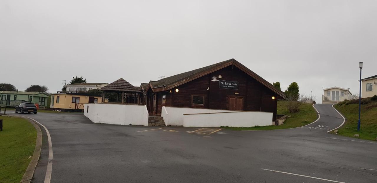 Port Haverigg Marina Village Millom Exterior foto