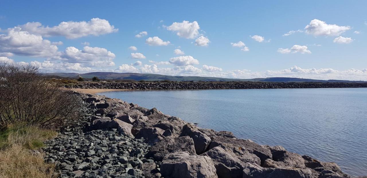 Port Haverigg Marina Village Millom Exterior foto